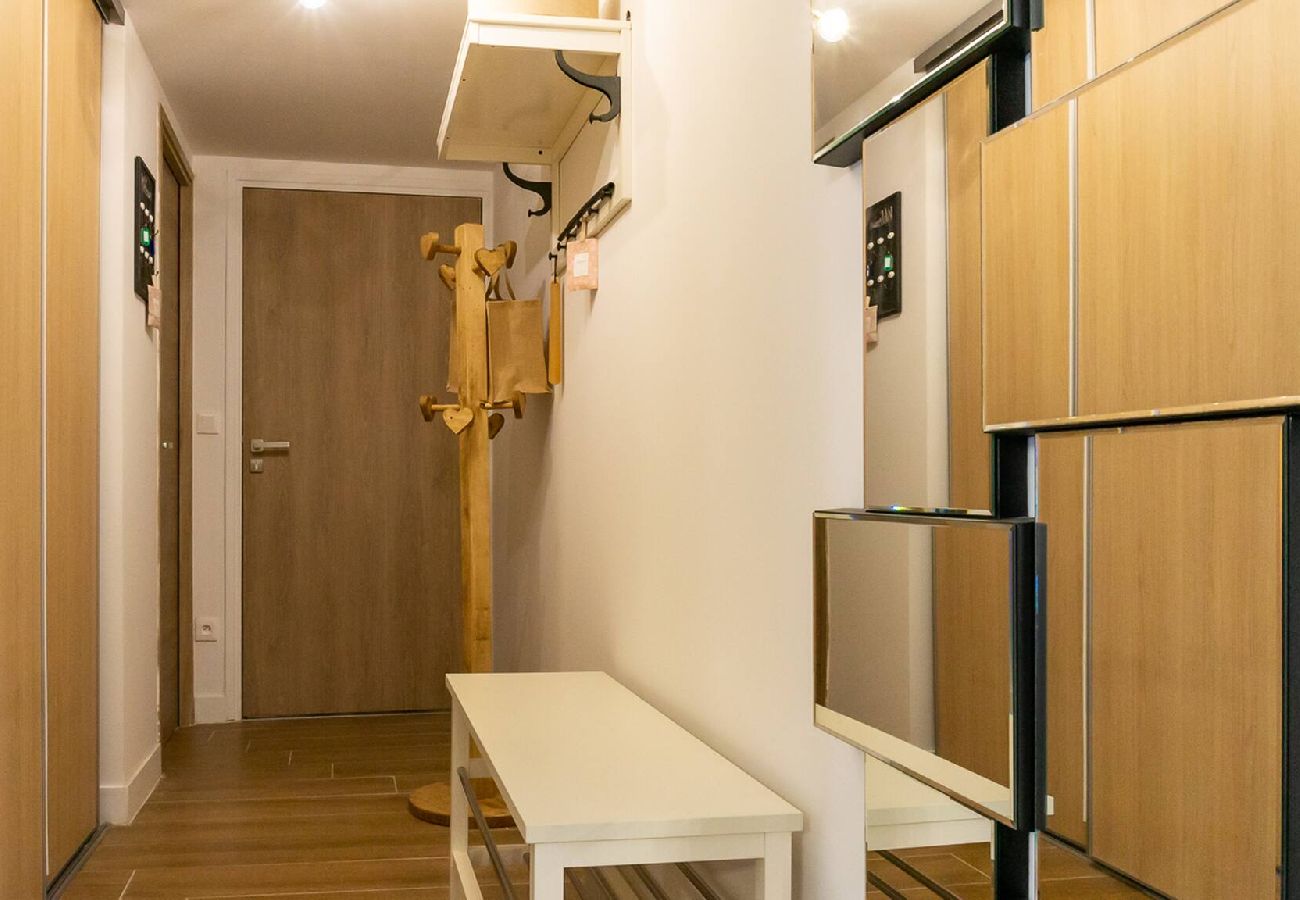 Appartement à Vars - L'Orignal app neuf 55m2 terrasse 75m2 proche piste 