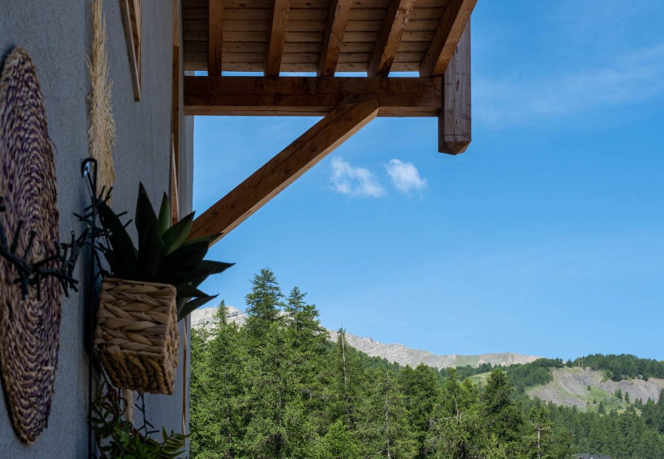 Appartement à Vars - L'Orignal app neuf 55m2 terrasse 75m2 proche piste 