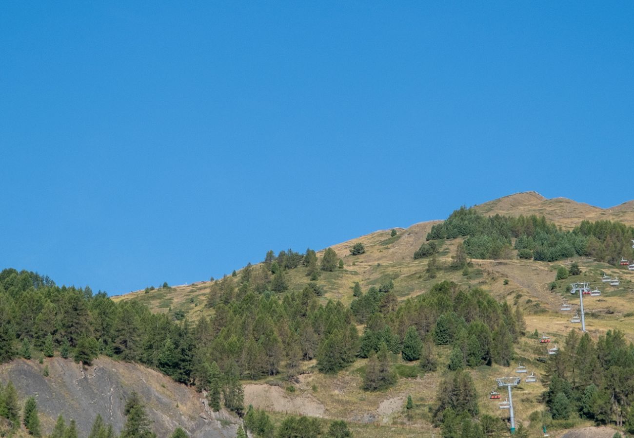 Appartement à Vars - Appartement récent • Vue panoramique
