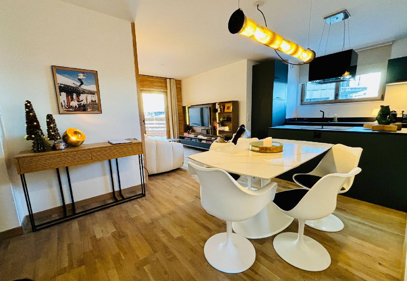 Appartement à Vars - Appartement chic • Terrasse • Parking couvert
