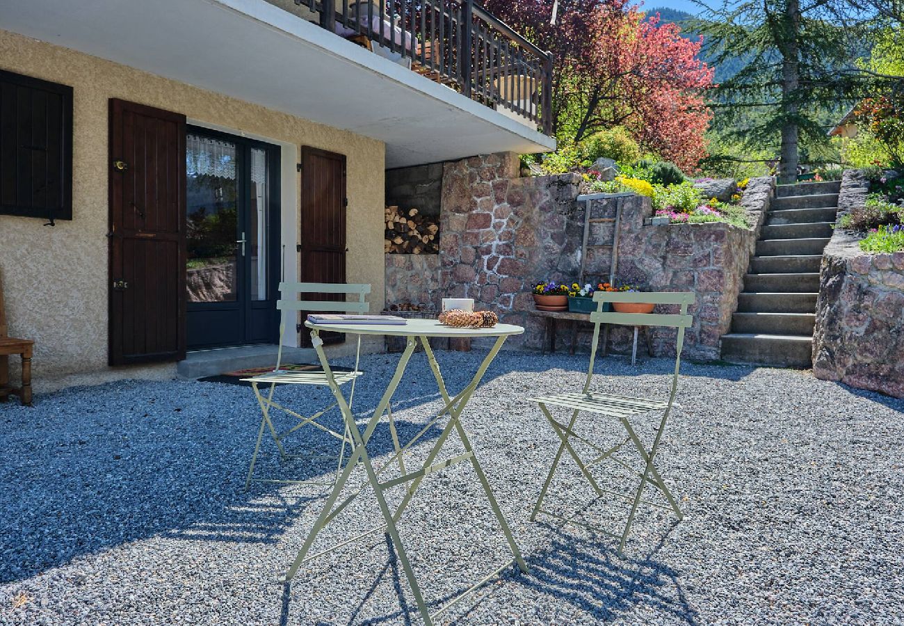 Appartement à Guillestre - Appartement avec jardin • Calme • Queyras & Écrins