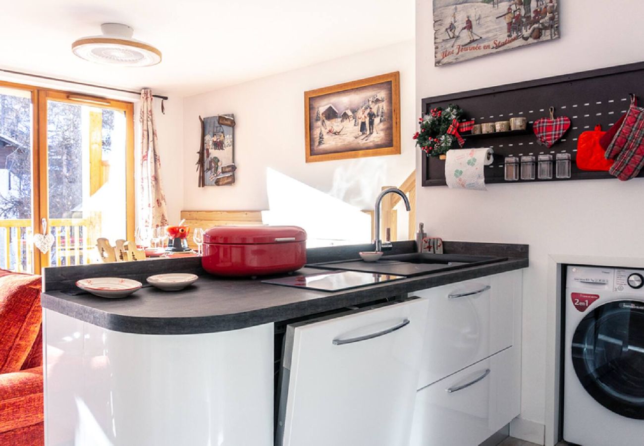 Appartement à Vars - Duplex haut de gamme • 4 suites • Garage