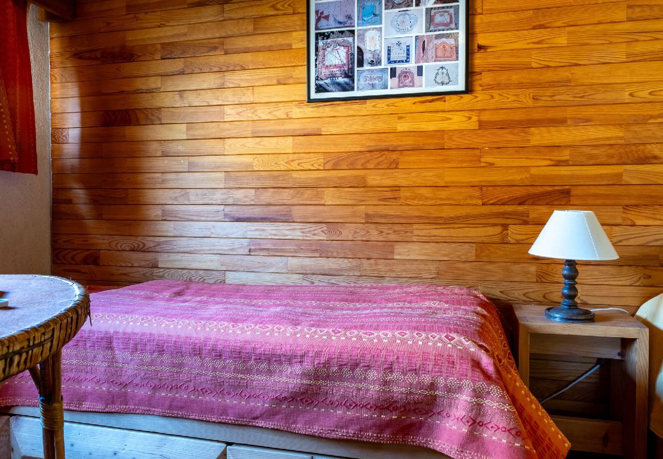 Appartement à Vars - Appartement skis aux pieds • Vue pistes • 2 chambres