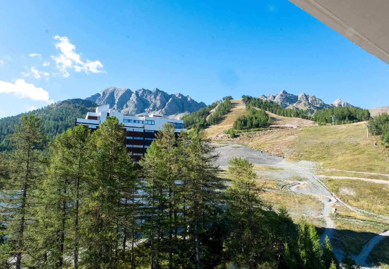 Appartement à Vars - Appartement skis aux pieds • Vue pistes • 2 chambres